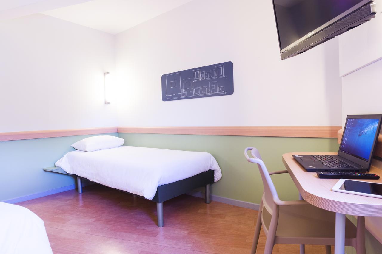 Ibis Budget Valence Sud Екстер'єр фото